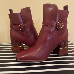 NWOT Tory Burch burgundy leather Reva buckle zip booties 😍